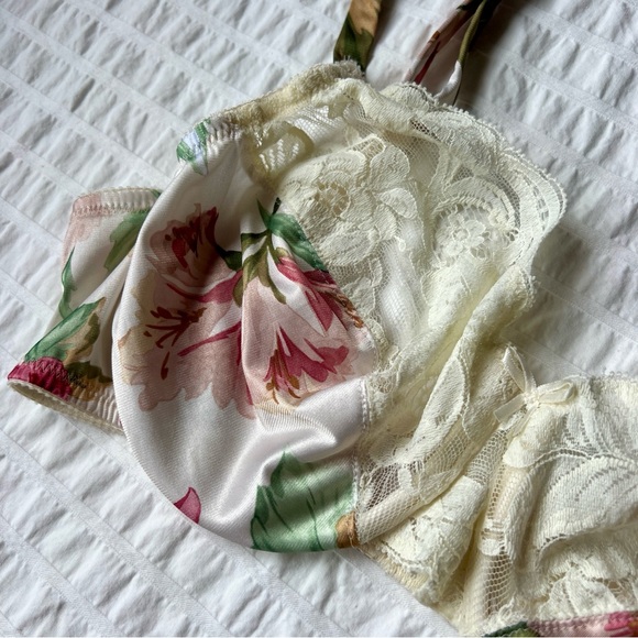 VTG 80s Victoria's Secret Gold Label Floral Unlined Bra, 36C - Picture 2 of 7